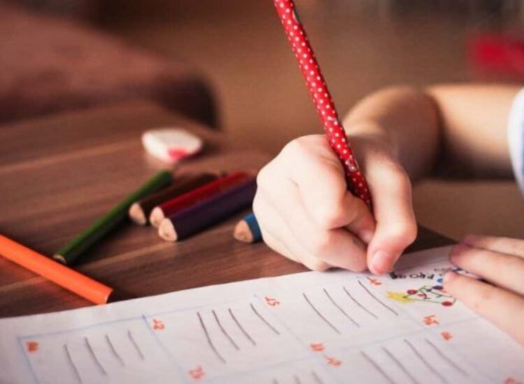 Escrita Infantil: Dicas para Estimular a Aprendizagem